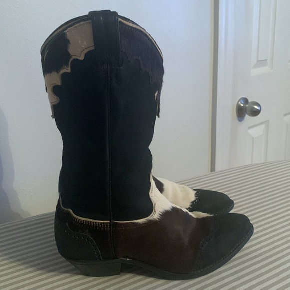 Women’s Cowhide Boots Size 7 - Picture 3 of 10